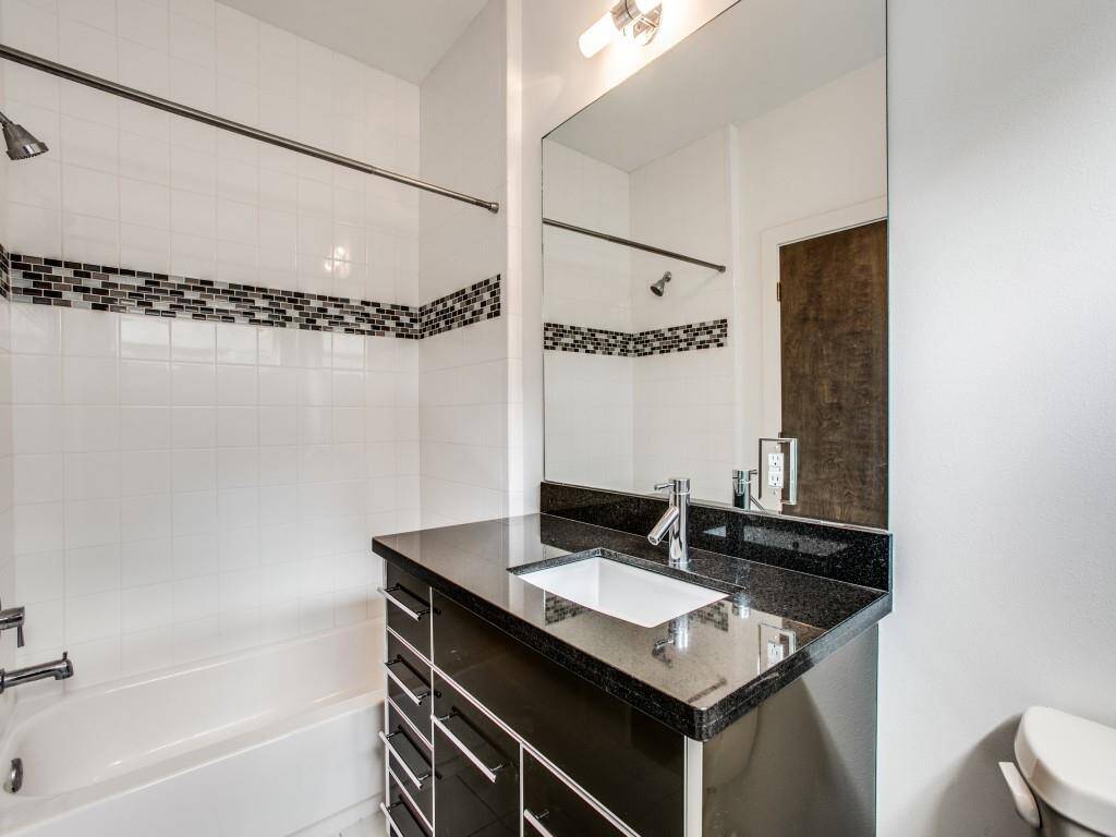 1st floor bathroom