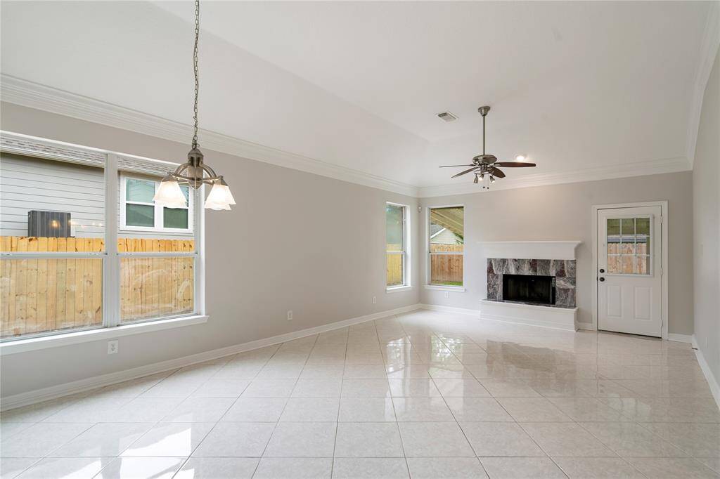 Beautiful open concept