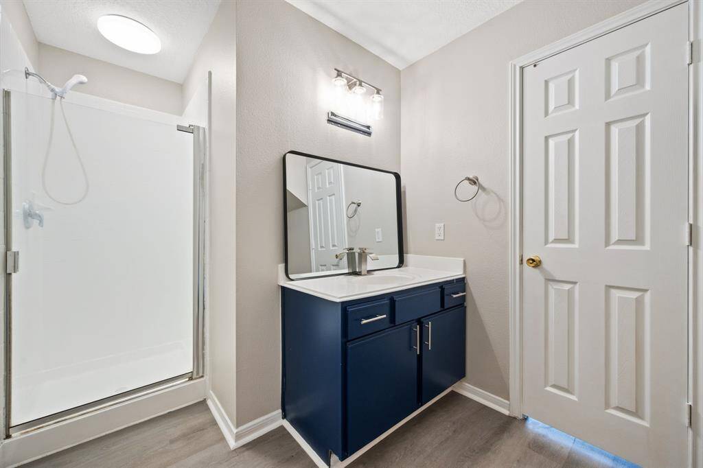 1st Floor Full Bath