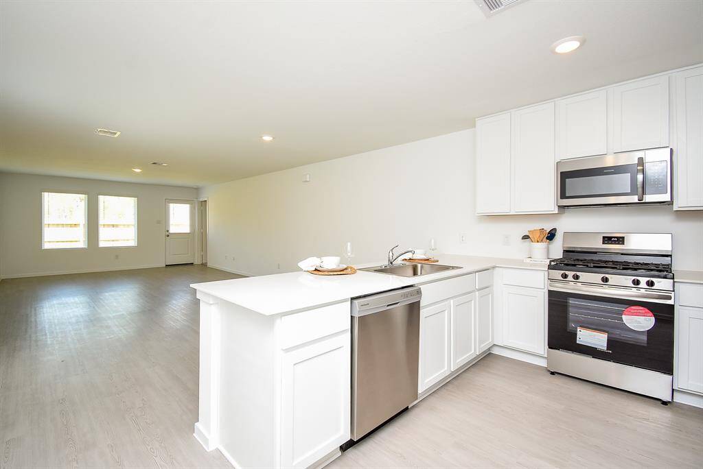 Welcome to the heart of yournew home - your beautiful kitchen!