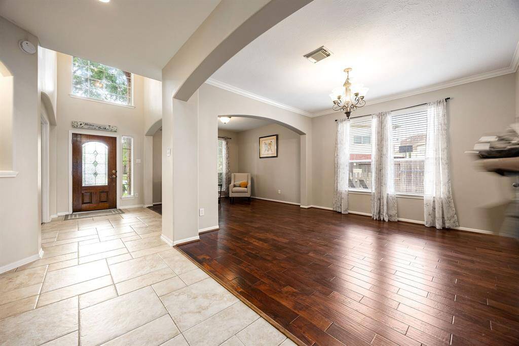 Formal Living & Formal Dining