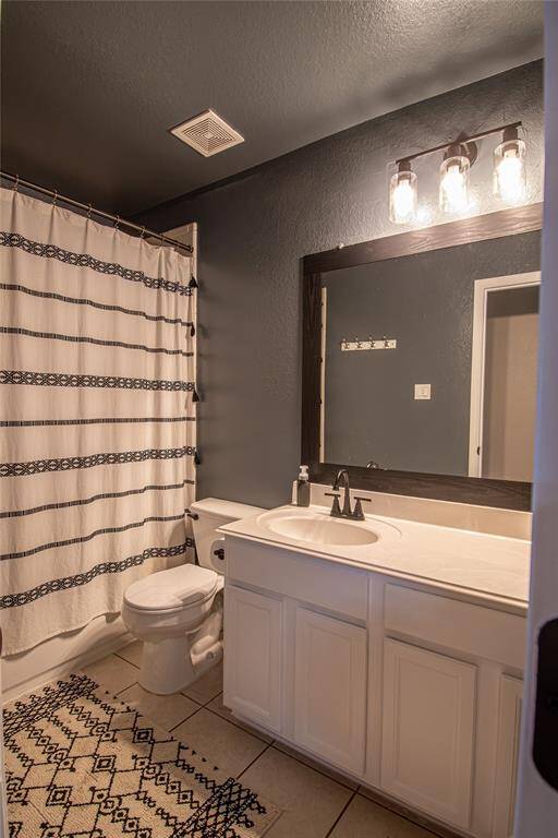 Secondary Upstairs Bathroom