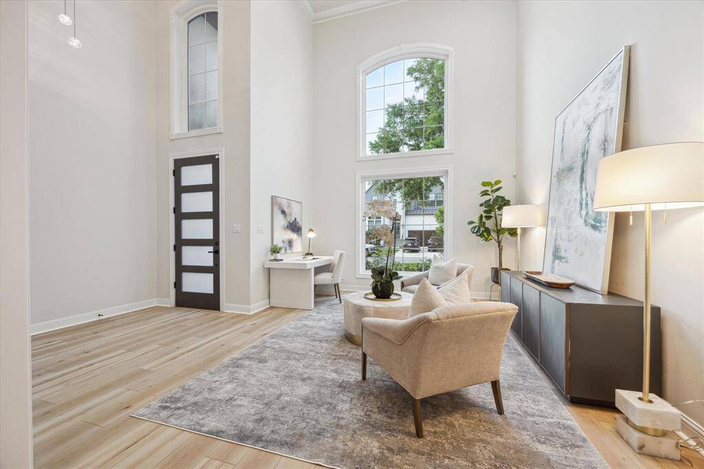 Notice the wall of windows!