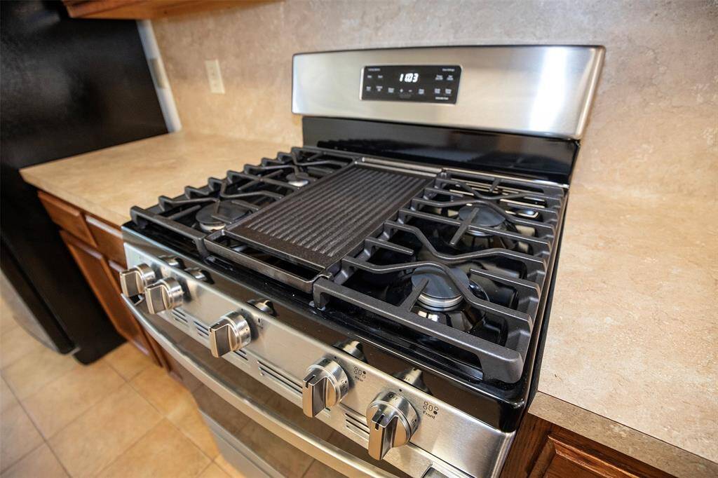 This five-burner gas stove is sure to please any cook.