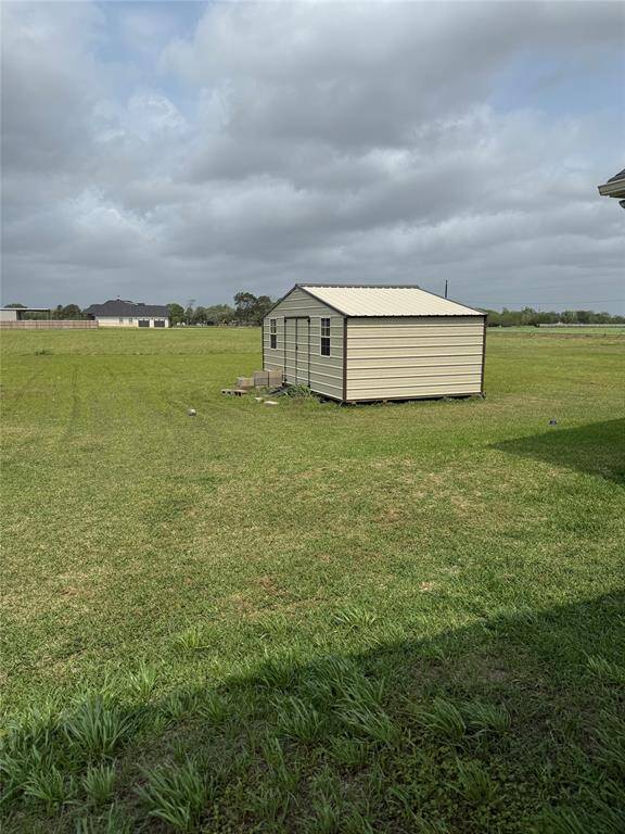 New shed to store your items.
