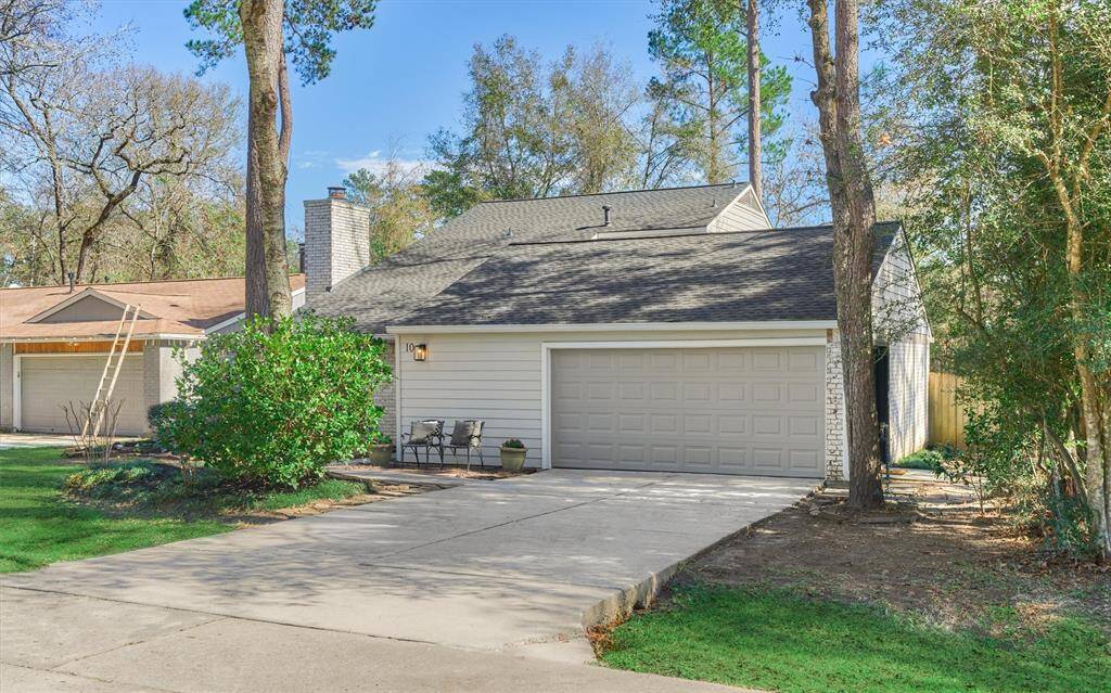 A well cared for home with an oversized, 2-car garage, quality updates and zoned to top Woodlands schools!