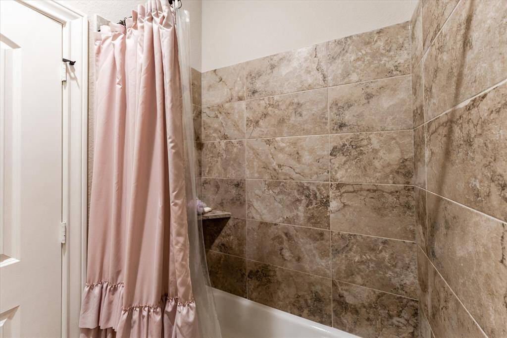 Tub/shower combo