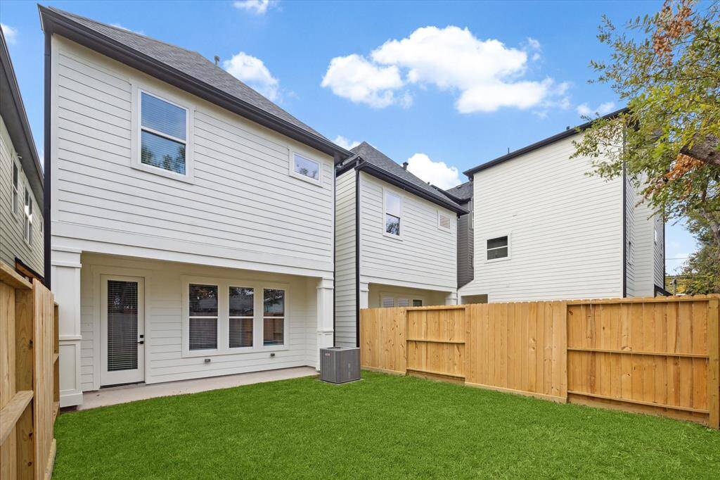 Spacious 20x20 yard offering endless possibilities. Whether you’re dreaming of a lush garden, cozy seating area, or a play space for pets and family, this versatile yard provides the perfect canvas to make it your own.