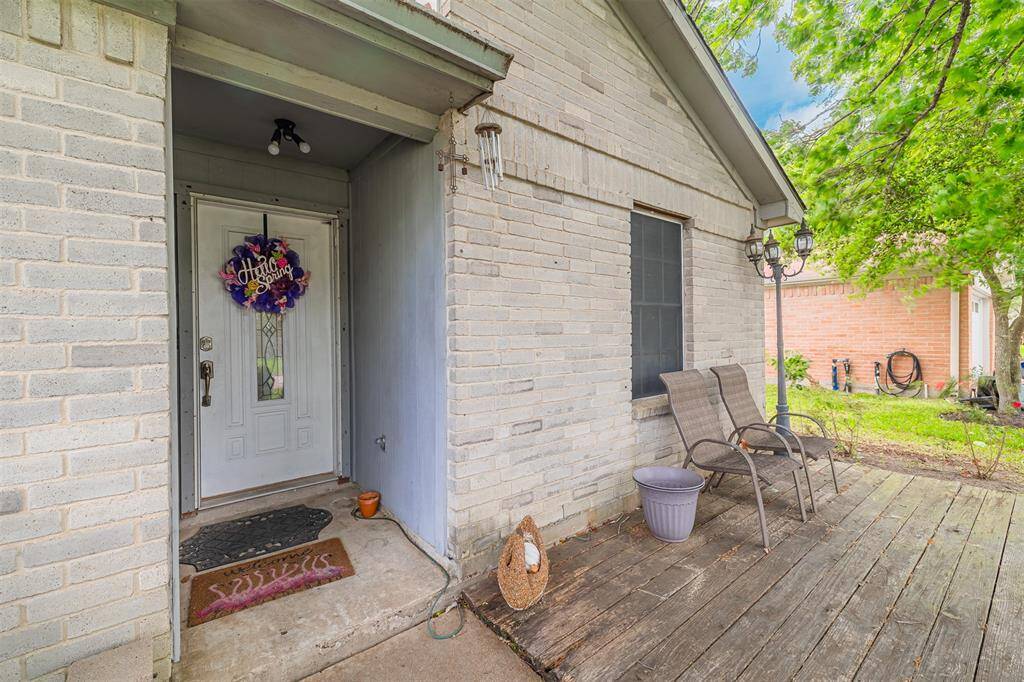 Front covered entry and patio.