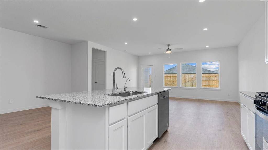 *Images and 3D tour are for illustration only and options may vary from home as built.