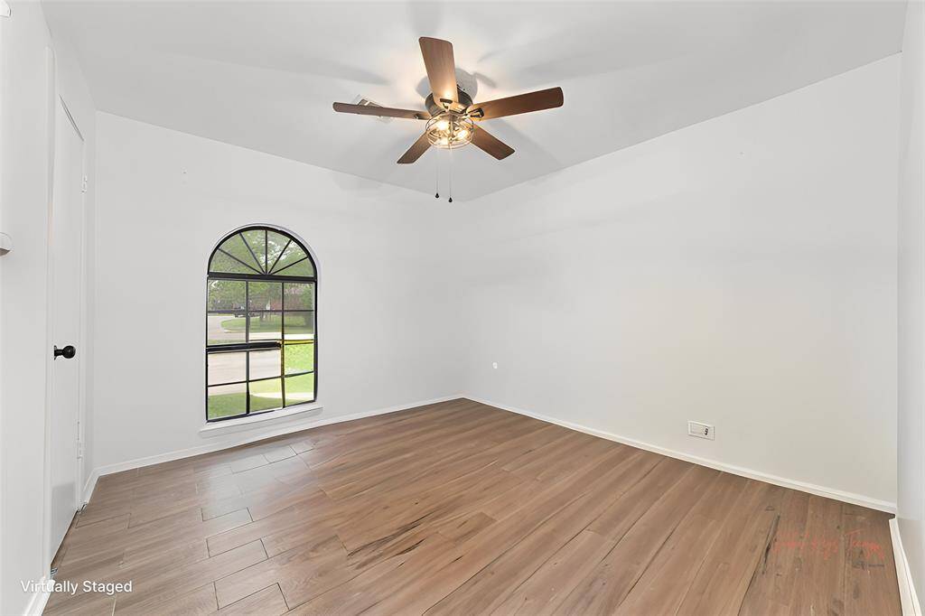 Second bedroom for kids or guests.