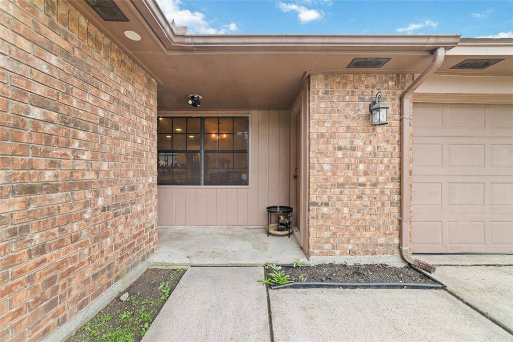 Your inviting entryway!