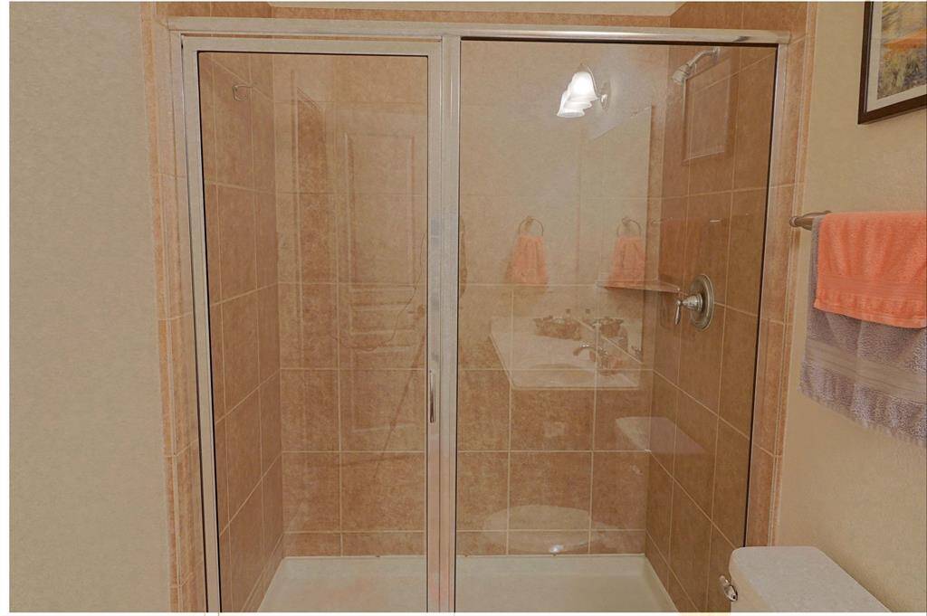 3rd bedroom shower