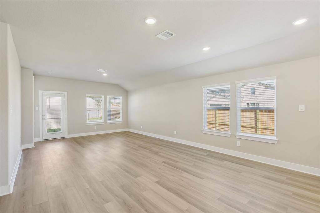 Photo is not of the actual home but is an inspirational photo of builder’s model home and may depict options, furnishings, and/or decorator features that are not included.