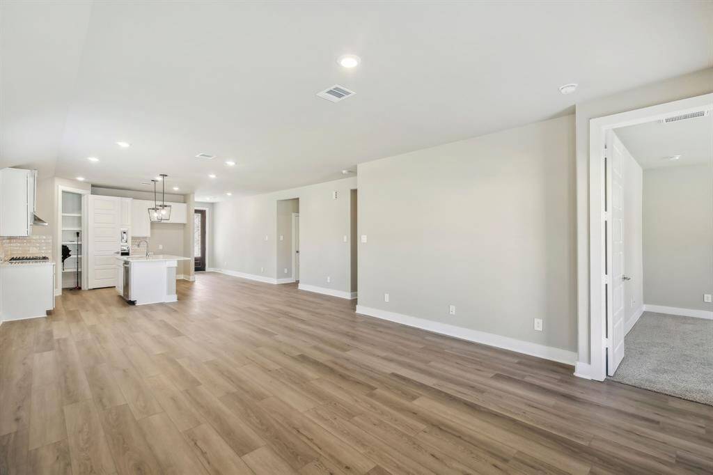 Photo is not of the actual home but is an inspirational photo of builder’s model home and may depict options, furnishings, and/or decorator features that are not included.
