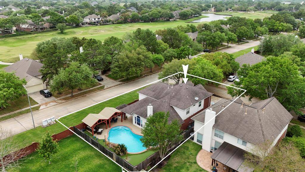 Golf lover’s dream—this home is just steps away from Houston National Golf Club, so you can hit the greens anytime the mood strikes