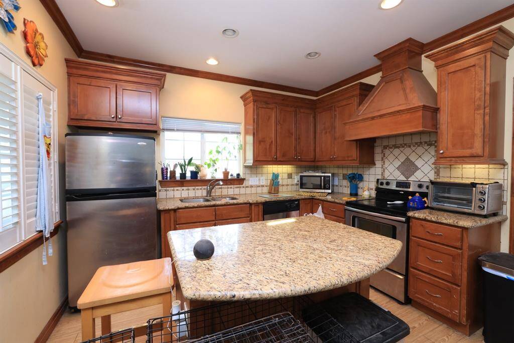 Guest House kitchen.