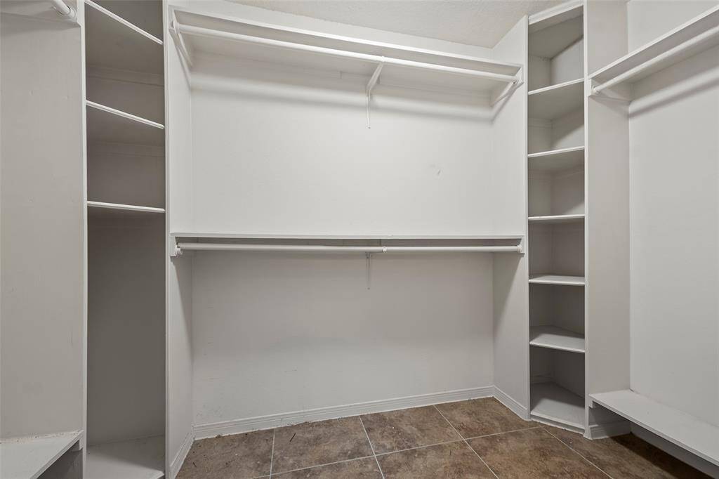 A nice sized closet to house all your belongings is an added plus!