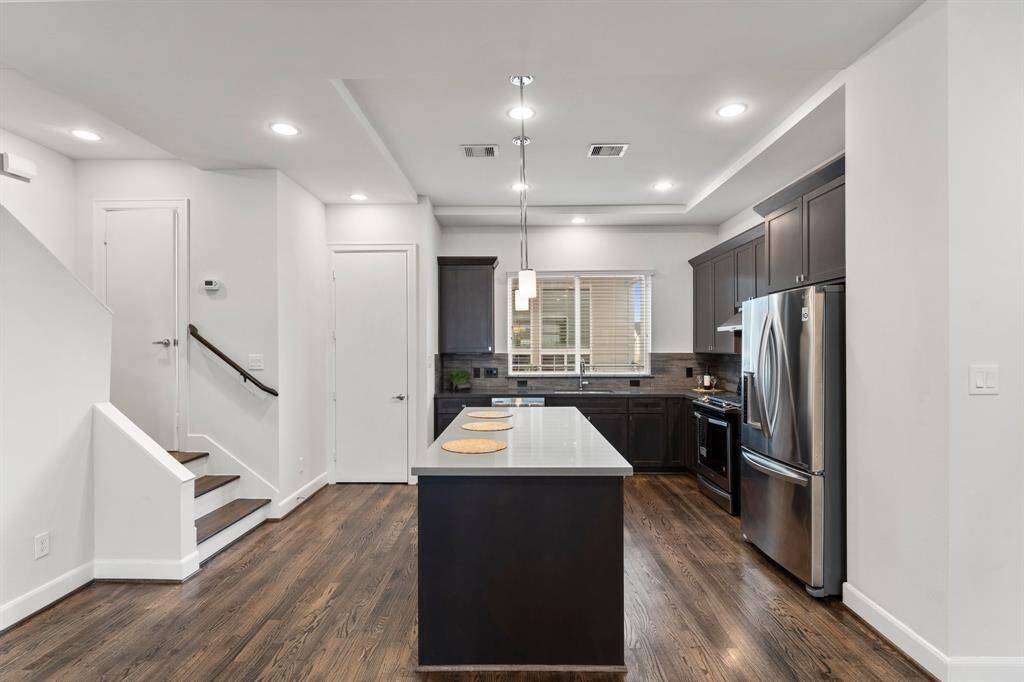Modern and spacious home in Eado Park is ideally located for convenient city living.