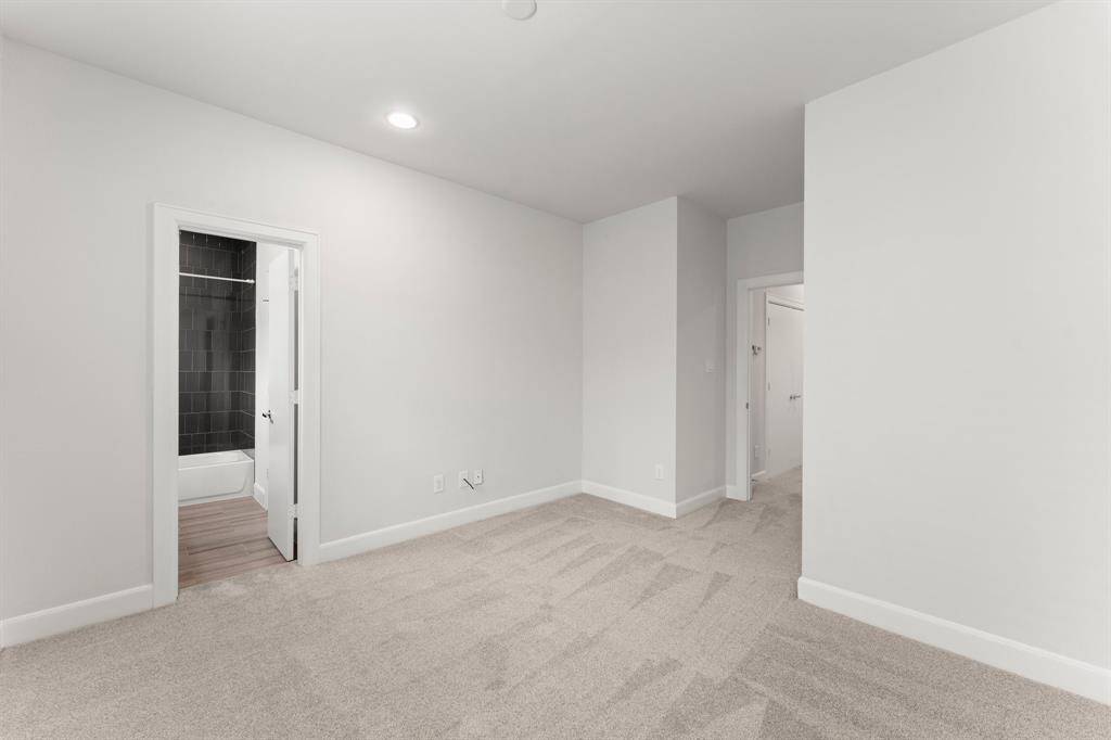 Third bedroom has its own en-suite bath.