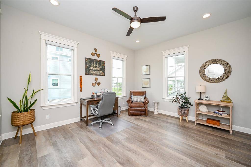 STUDY/OFFICE OR 5TH BEDROOM