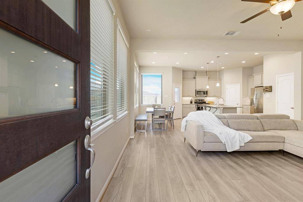 This home is located in a prime location near enjoyable amentities
