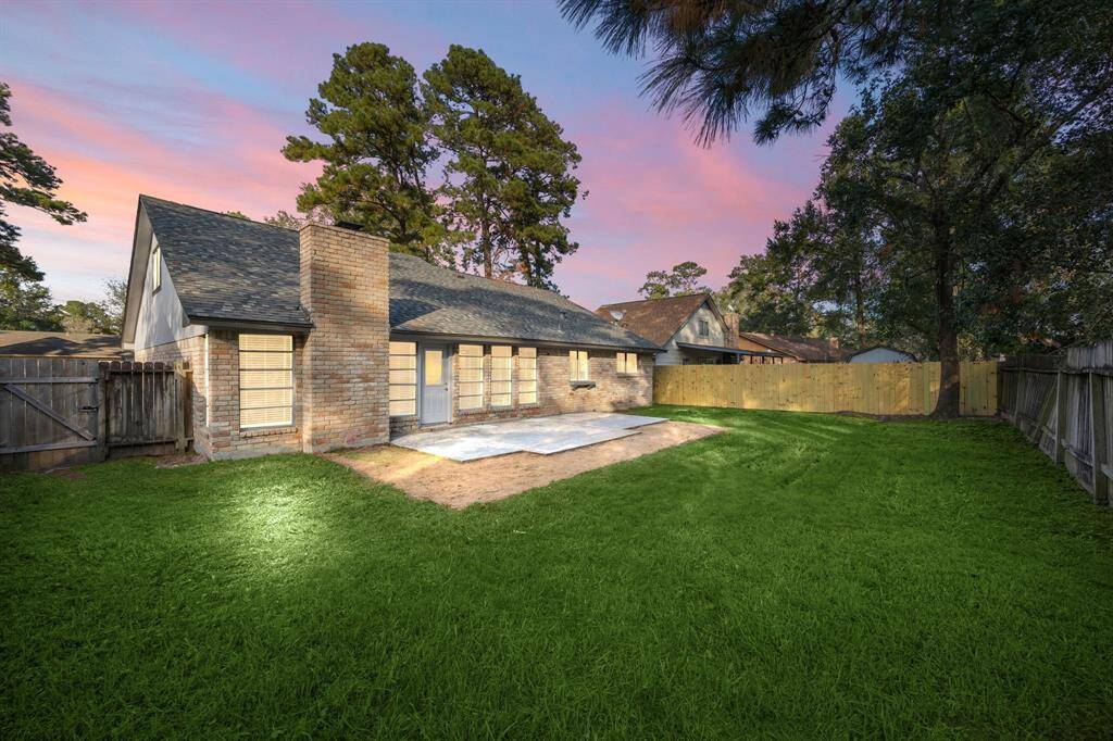 Perfect for your outdoor living space, patio furniture, bbq pit, and so much more. The possibilities are endless!