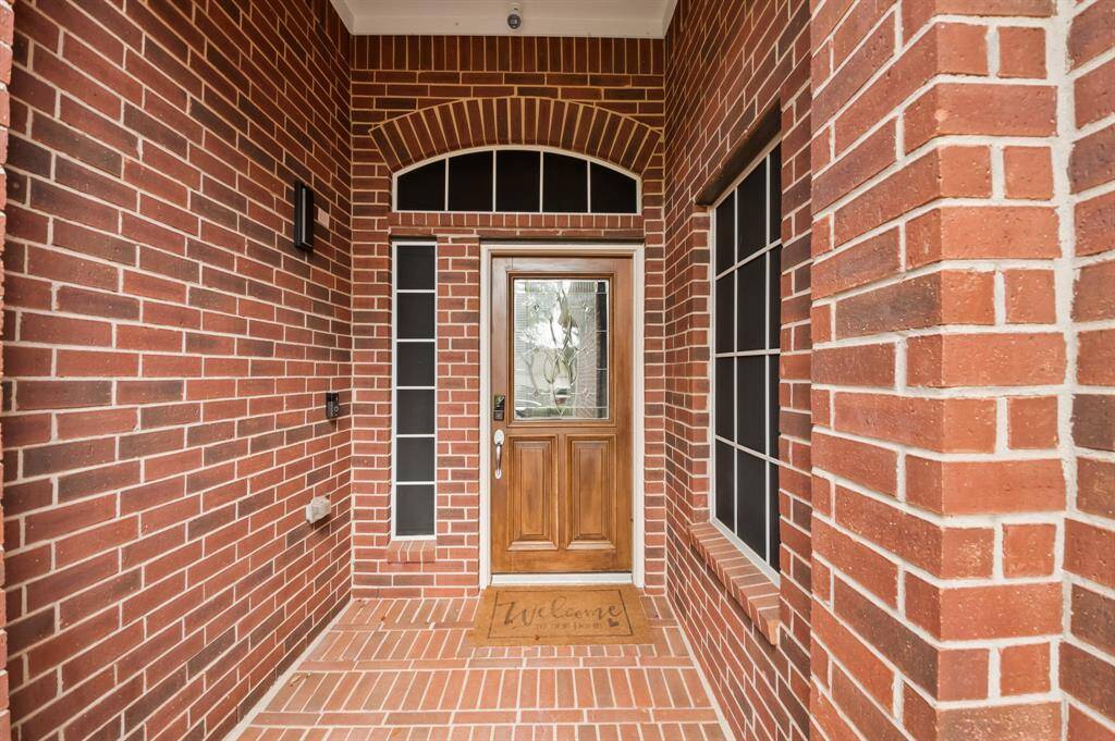 Inviting Entry