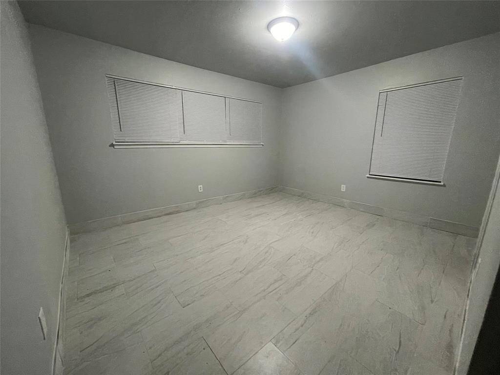 Primary Bedroom has a walk-in closet