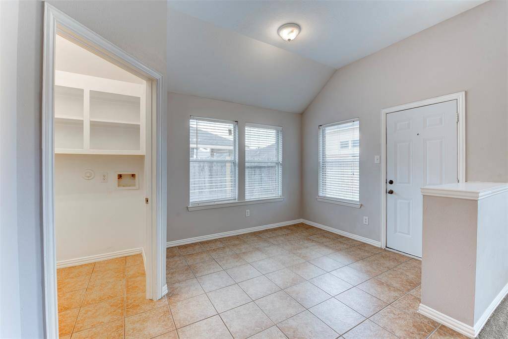 Dining - Room