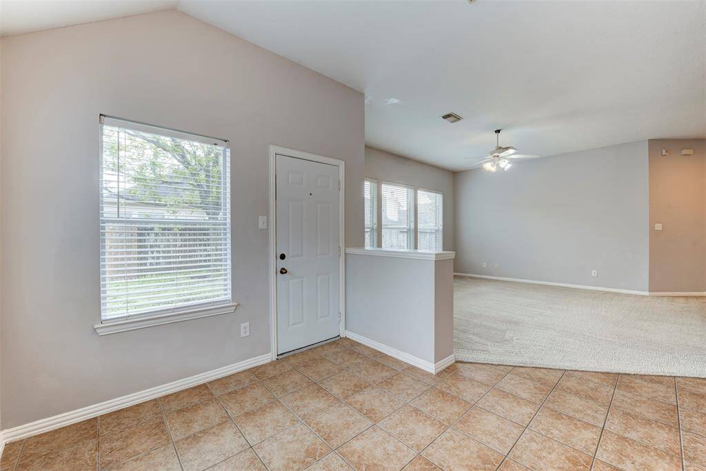 Dining room - Back Patio door