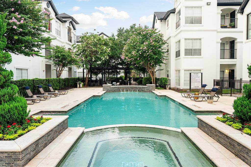 Resort- Style Pool with Sun Deck