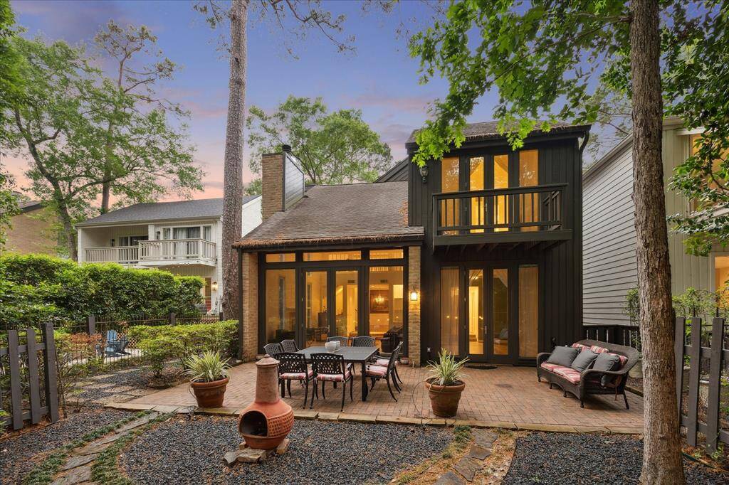 Amazing Hudson Forest 4 Bedroom/4 Bath with an attached two-car Garage