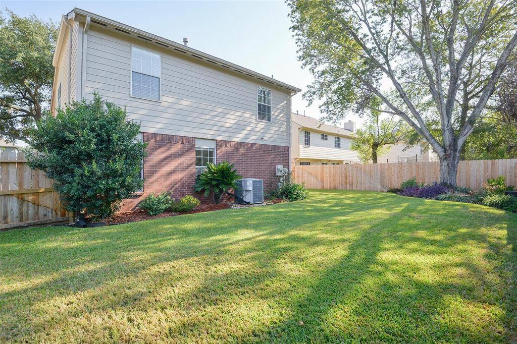 Large Backyard Perfect for all Activities.