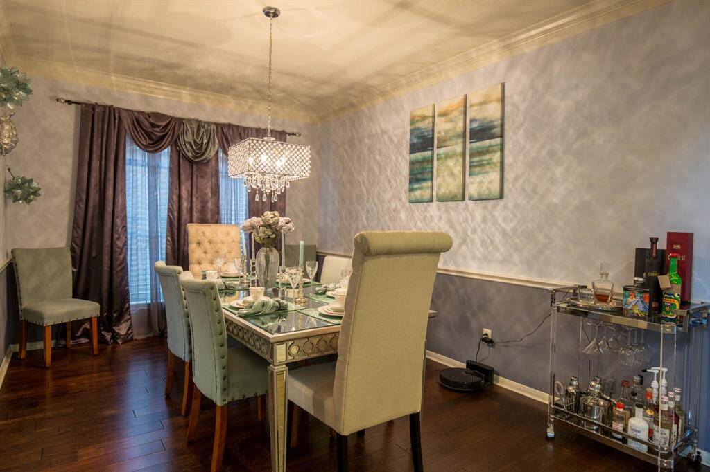 Formal dining room