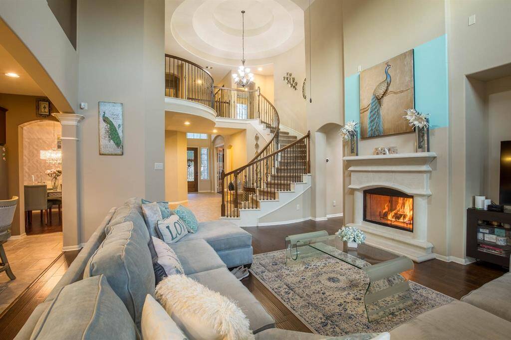 Cozy yet large main living area