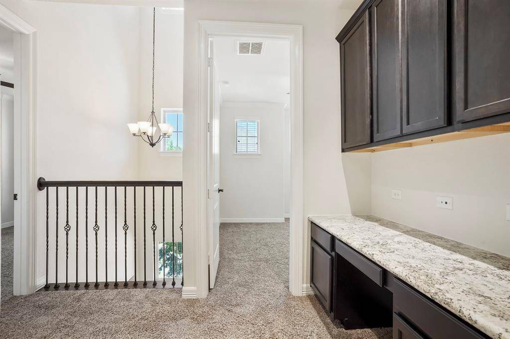 Full secondary bathroom on second floor.