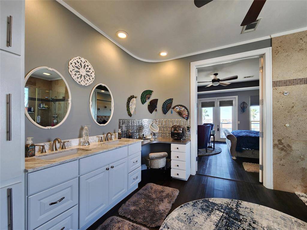 Double sinks and makeup corner too.