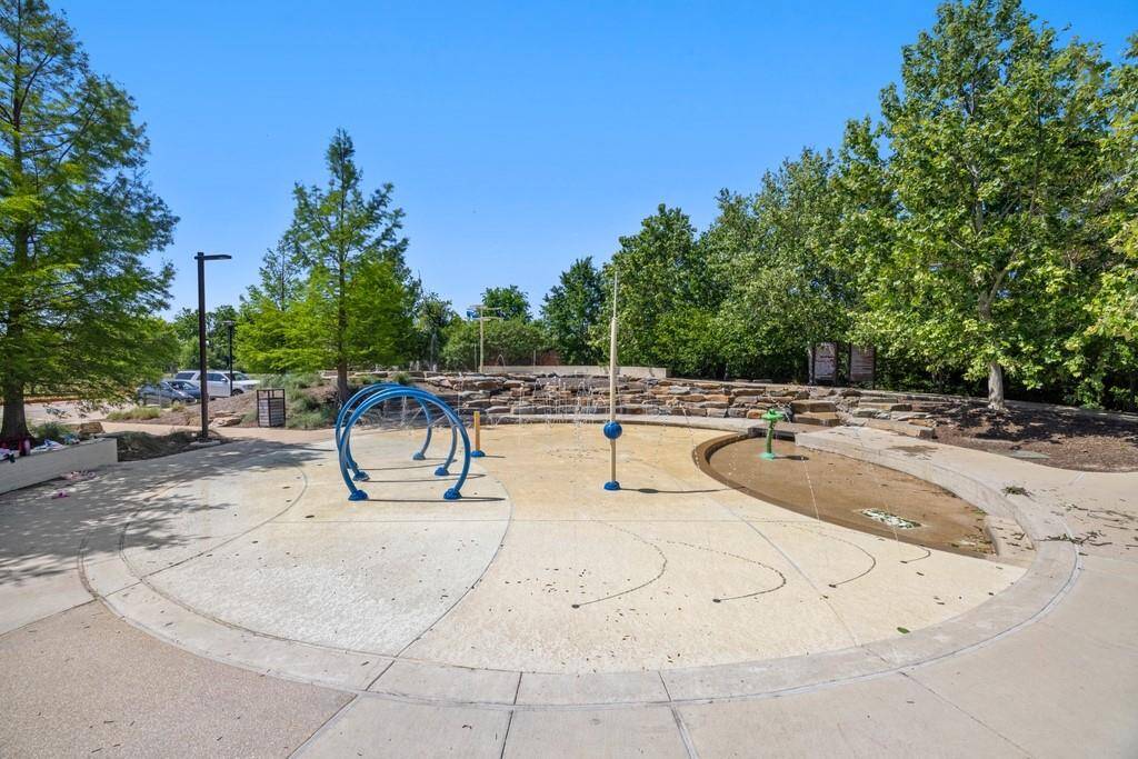 Featuring Basketball, Tennis, park, splashed, lazy river and tree house pool!