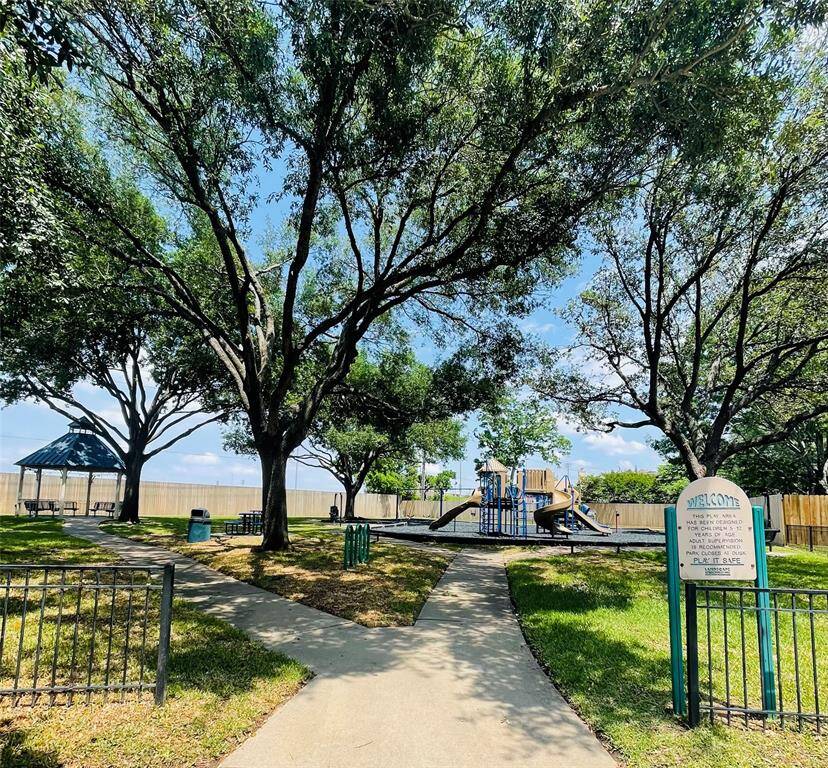 Heritage Meadows Park