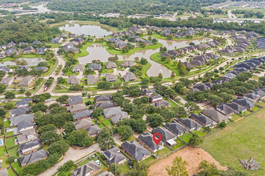 Prime location easy access to HWY 90, 99, 359 and 59