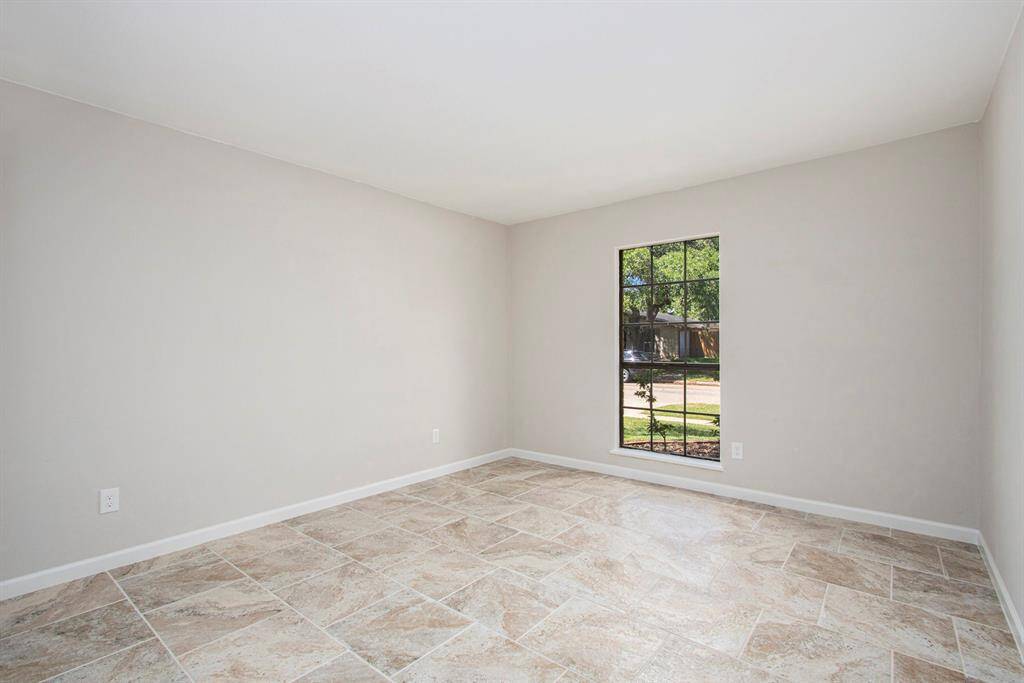 Secondary Bedroom