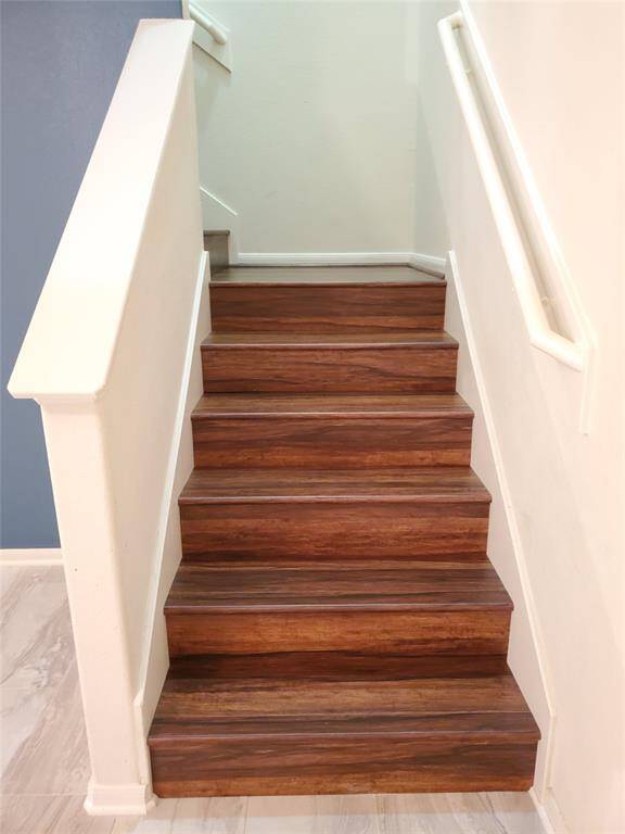 All rooms are upstairs...