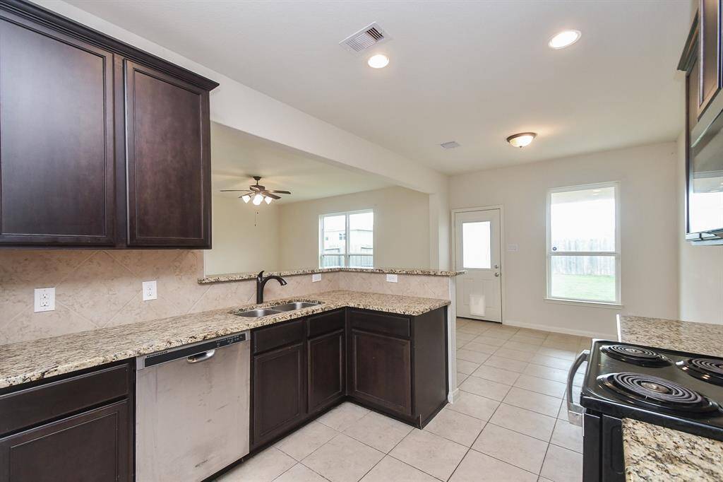 dining/Kitchen combo