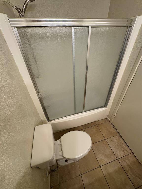 SECONDARY BATH
