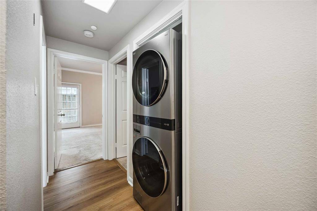 Stackable Washer and Dryer Stay