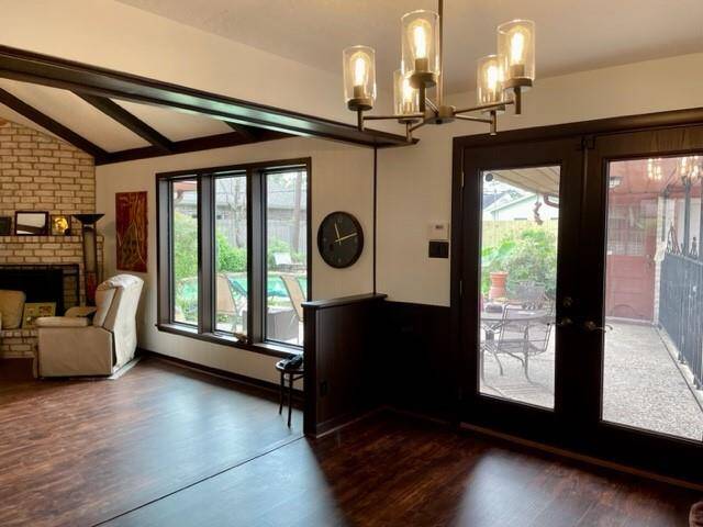 Dining room to living area and back door patio