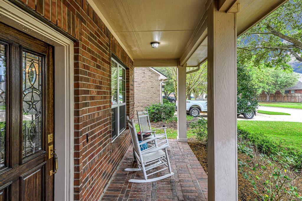 Welcome home to this spectacular Ashton Woods home located in Cross Creek Ranch featuring 5 bedrooms, 3.5 baths & 2 car garage! Full brick exterior and full manicured live oak trees in front!