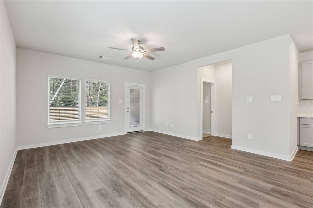 Photo is not of the actual home but is an inspirational photo of builder’s model home and may depict options, furnishings, and/or decorator features that are not included.