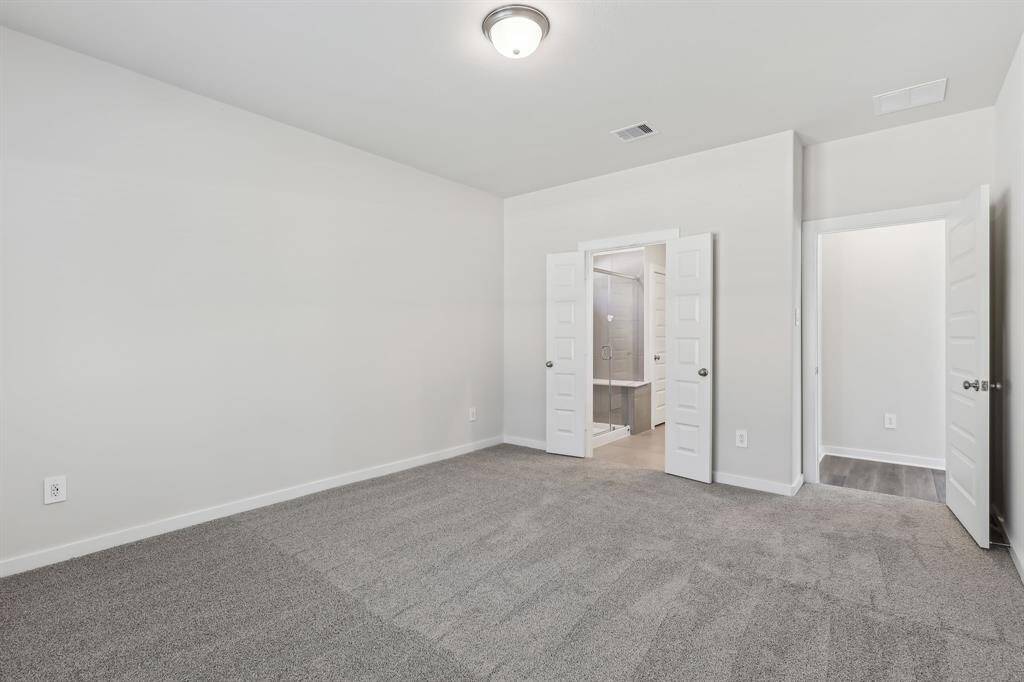 Photo is not of the actual home but is an inspirational photo of builder’s model home and may depict options, furnishings, and/or decorator features that are not included.